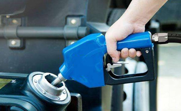 加注(zhù)車用尿素的(de)4點注意事項(xiàng)