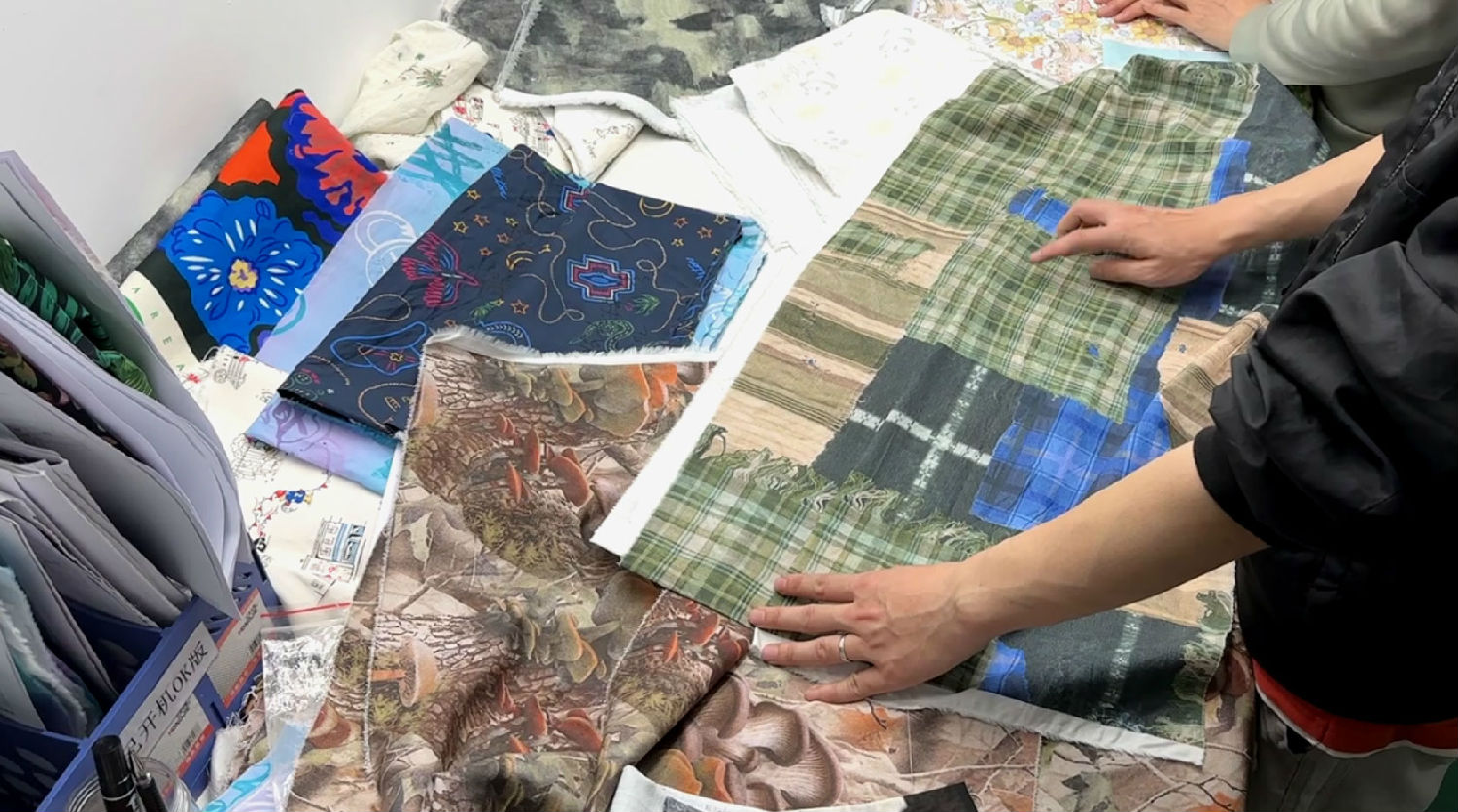 如(ru)何檢查數碼印(yìn)花機打印後效(xiào)果?