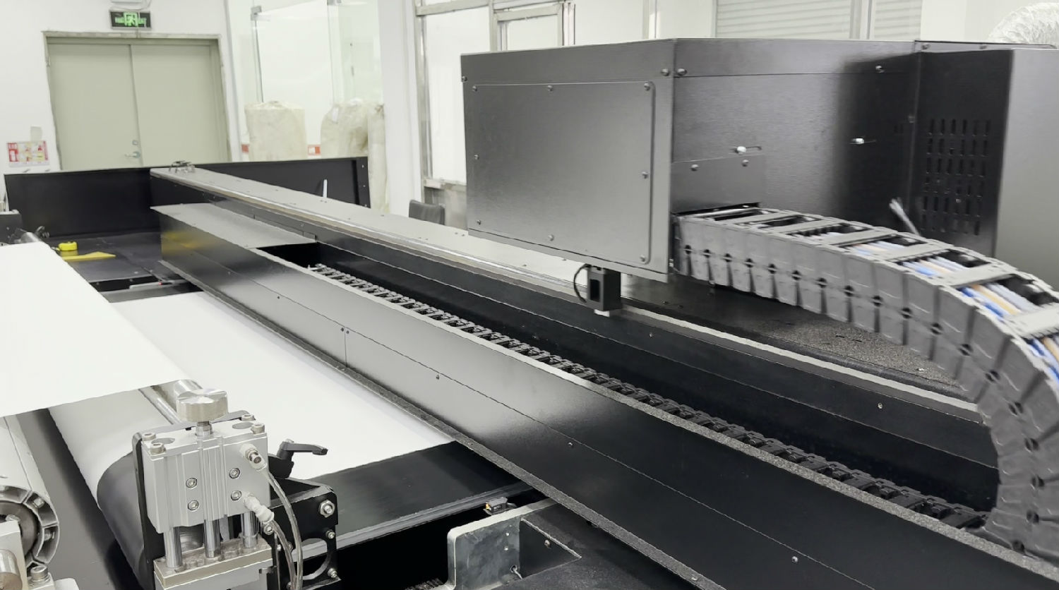 數碼(ma)印花機步(bù)進校準的(de)步驟