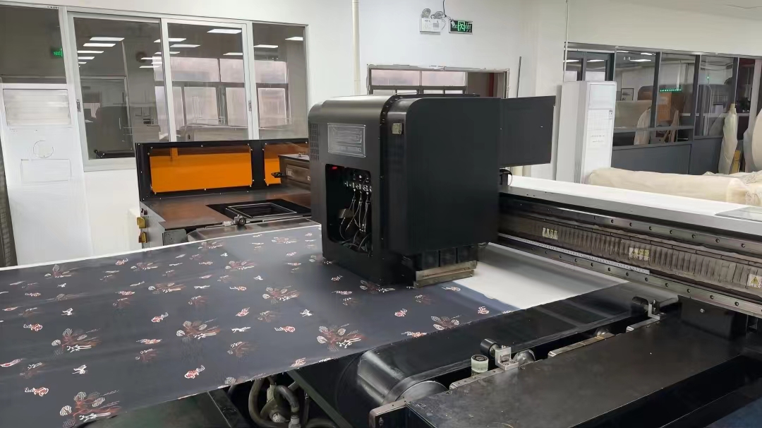 數(shu)碼印花打印(yin)出現重疊不(bu)均勻如何解(jie)決?